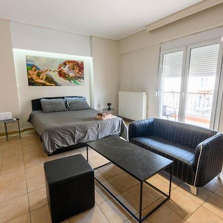Central Apartments 1 With Parking Larissa Ngoại thất bức ảnh